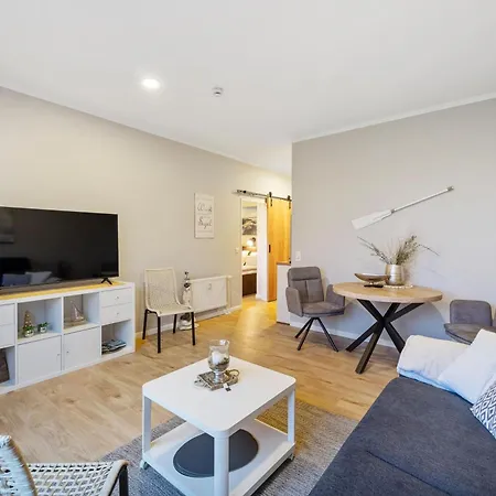 Ankerplatz - Einzigartiger Blick In Den Yachthafen Bad Zwischenahn